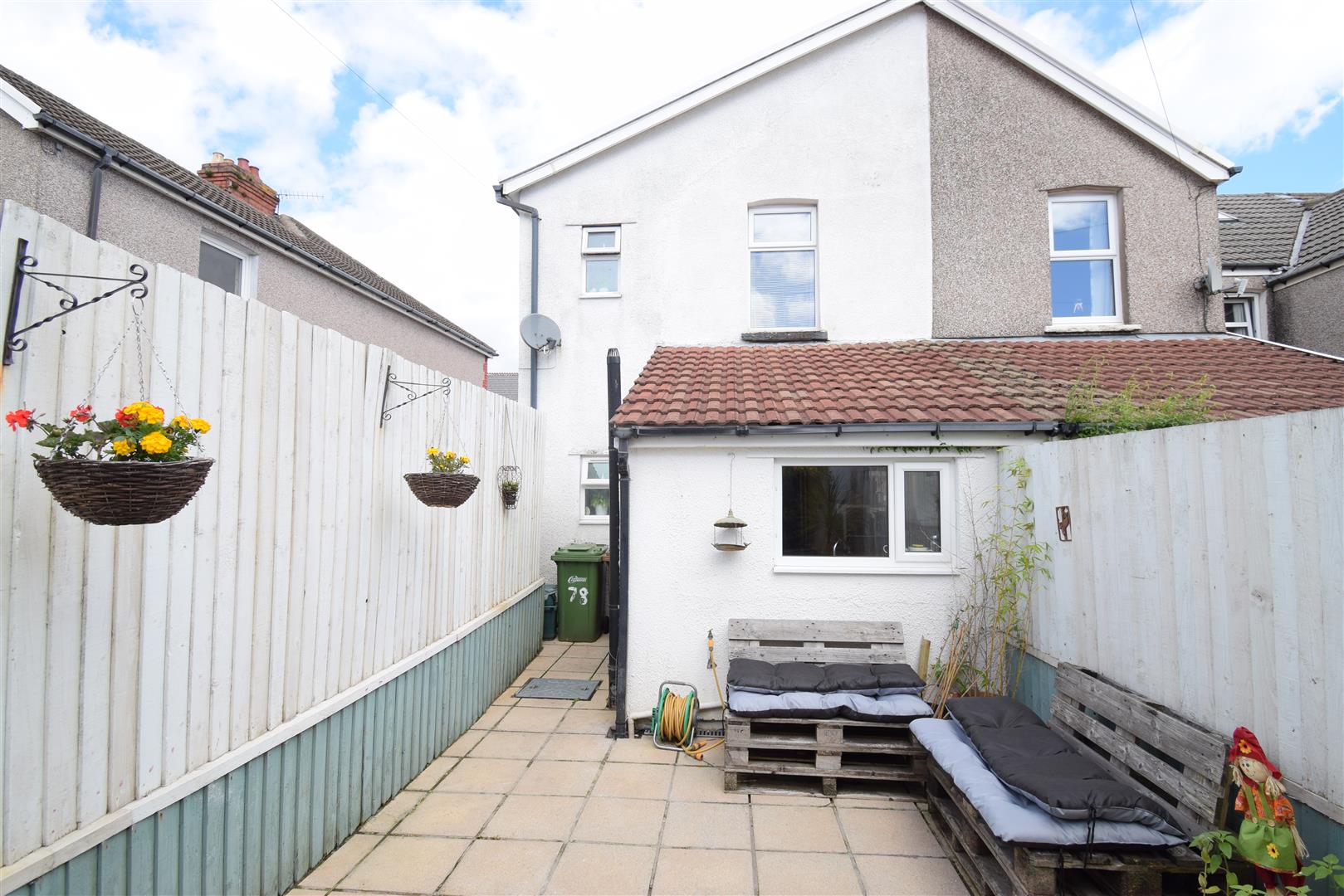 Bartlett Street, Caerphilly, CF83 1JU Brinsons